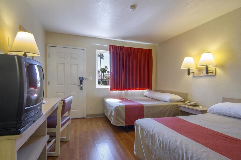 Motel 6 Mesa North Dış mekan fotoğraf