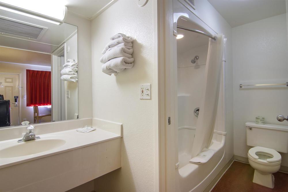 Motel 6 Mesa North Dış mekan fotoğraf