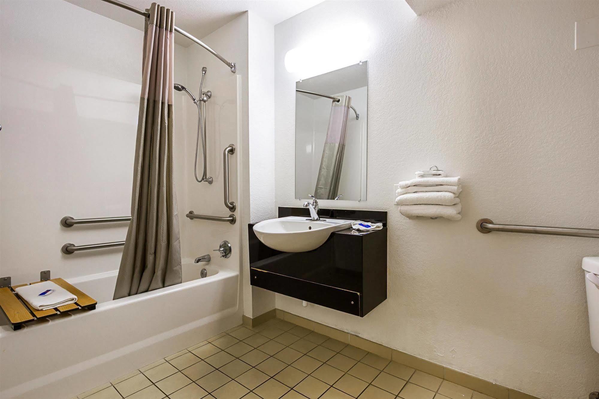 Motel 6 Mesa North Dış mekan fotoğraf
