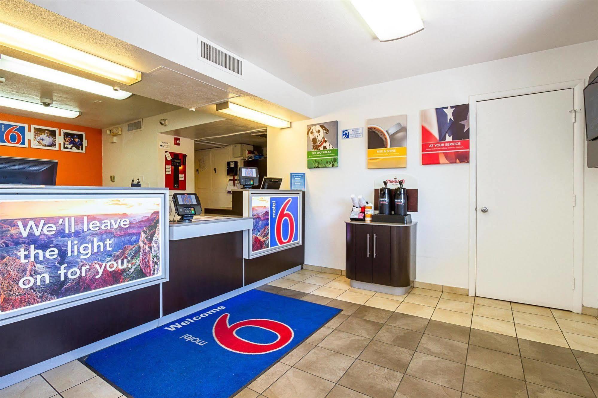 Motel 6 Mesa North Dış mekan fotoğraf