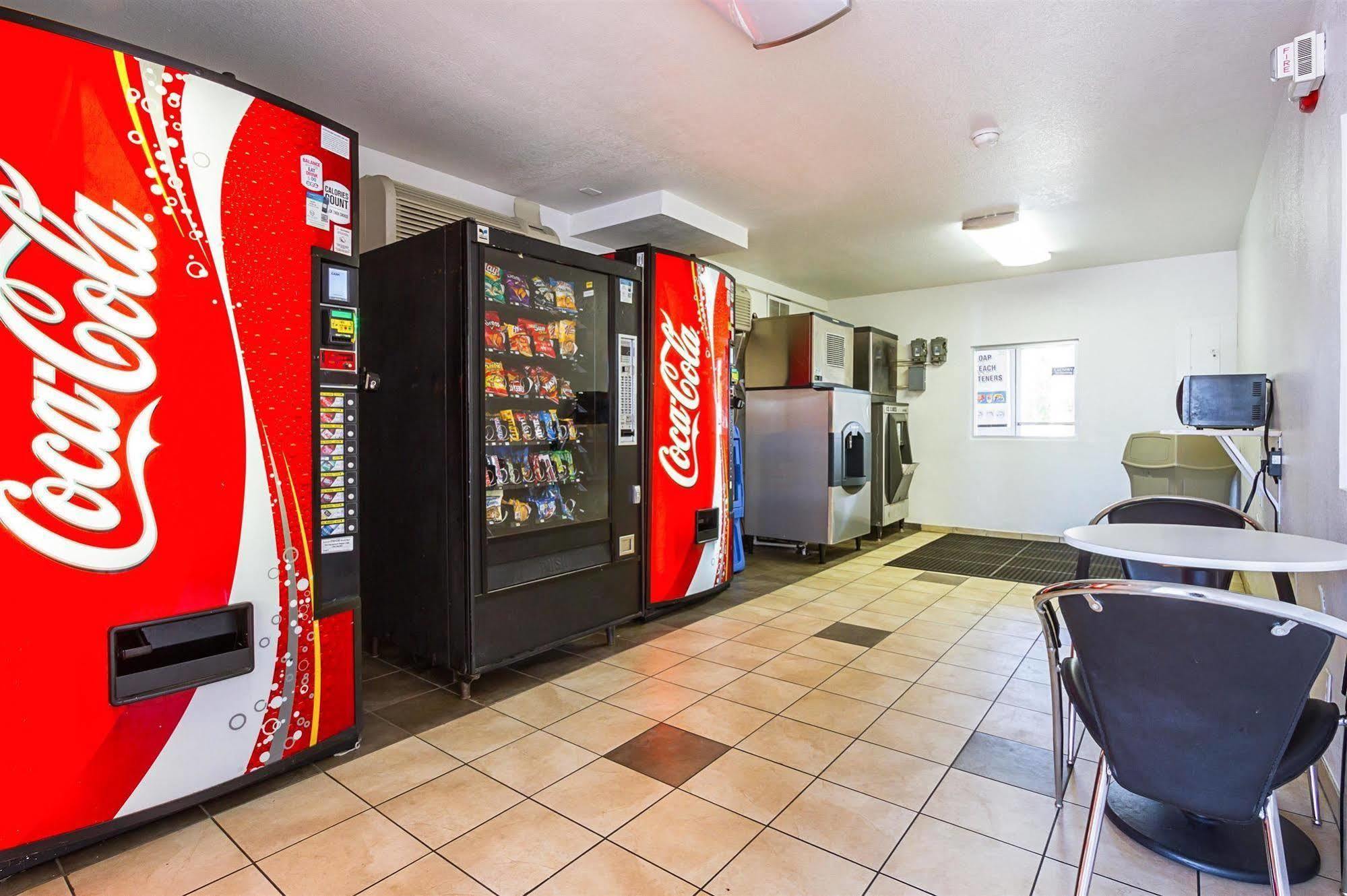Motel 6 Mesa North Dış mekan fotoğraf